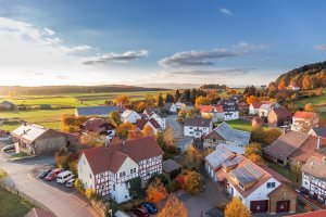 Se vende un pueblo pintoresco en España