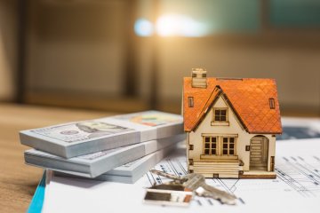 Spain continues to attract international investors, with purchases by foreign residents and non-residents accounting for 14.9% of total real estate tr...