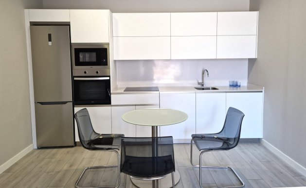 2+1 apartments in a complex in Alicante — image 4
