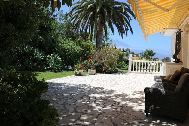 Villa con piscina y jardín en Tenerife — фото 2