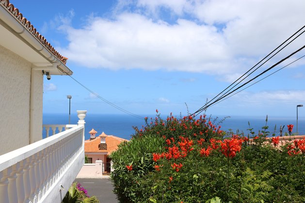 Villa con piscina y jardín en Tenerife — фото 3