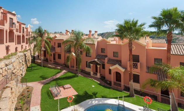 Casa única en estilo mediterráneo en Estepona, Costa del Sol — фото 2