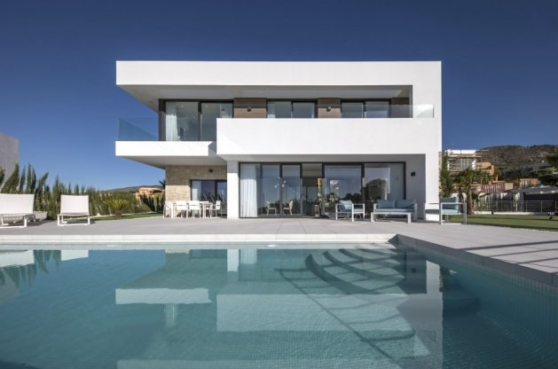 Villa en Costa Blanca, Sierra Cortina, 7 minutes del mar — фото 1