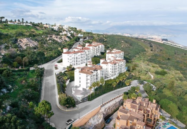 Apartments in Marbella 200 meters from the sea — image 1