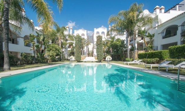 Apartamentos en un nuevo complejo residencial de prestigio en Marbella, Costa del Sol — фото 1