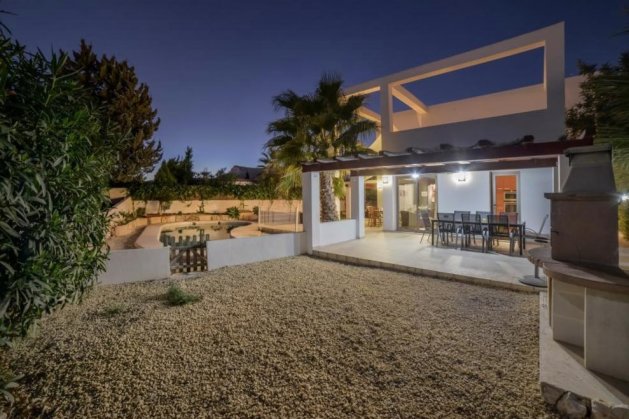 Villa en Calpe, Costa Blanca a 900 m del mar — фото 4