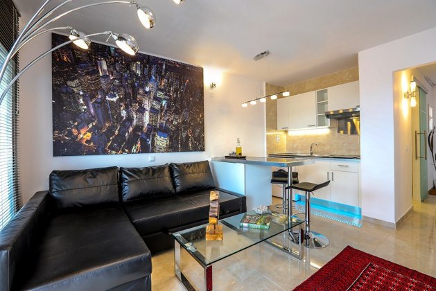 Studio apartment in Cala Mayor, Mallorca — image 1
