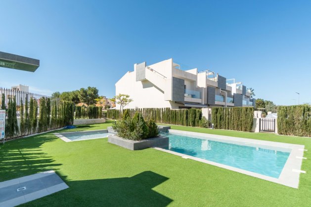 Bungalow 3+1 en Los Balcones, Torrevieja — фото 3