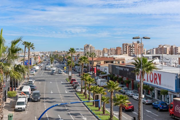 Apartment 5+1 in Playa del Cura — image 3