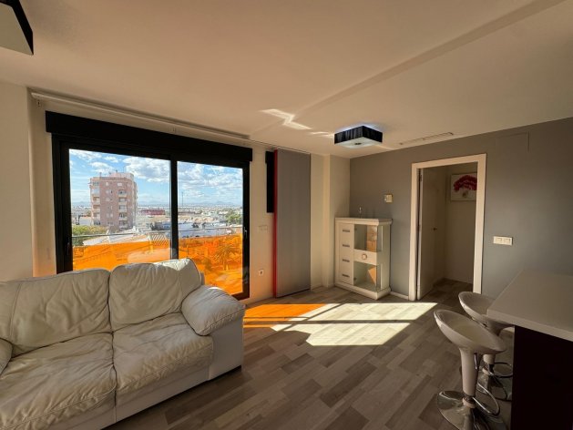 Apartment 1+1 in Torrevieja — image 3