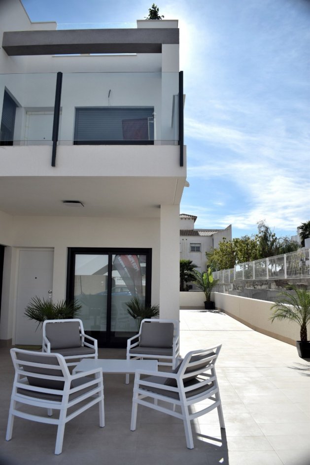 Apartments at 1.7 km from the sea in Playa Flamenca, Alicante — image 3