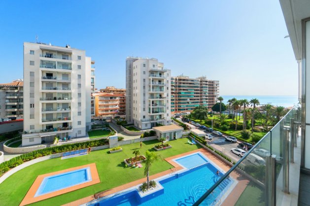 Apartments with sea view in Torrevieja — image 1