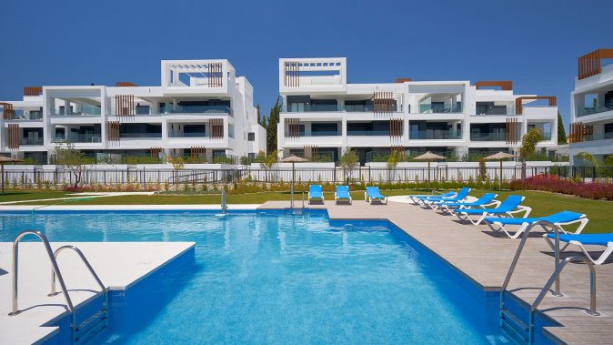 2+1 apartment in Estepona — image 2