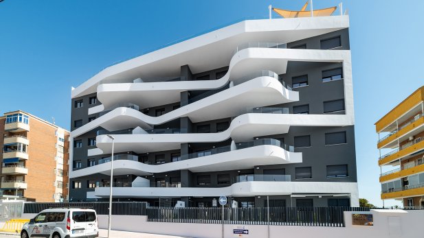 3+1 apartment in Torrevieja, 300 meters from the beach