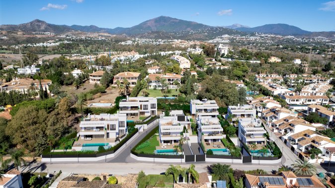 4+1 villa in the Atalaya area, Estepona — image 4