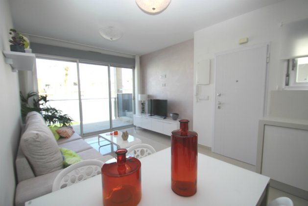 Apartment with a solarium, Los Balcones, Torrevieja — image 4