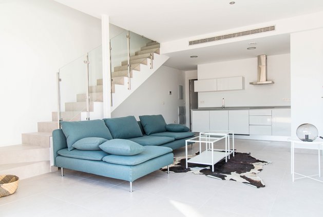 New villa in Villamartin near the sea — image 3