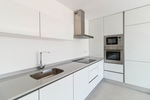 New villa in Villamartin near the sea — image 4