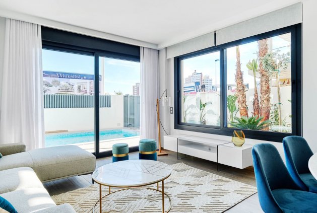 Villa en Torrevieja — фото 1