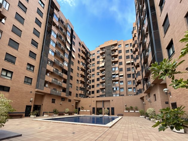2+1 apartments in a new residential complex in Alicante — image 2