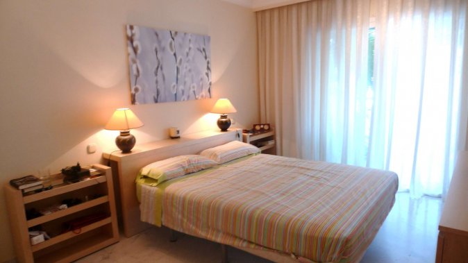 Apartments in the centre of Puerto Banus, Marbella — image 2