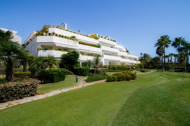 Penthouse in Nueva Andalusia, Marbella — image 1